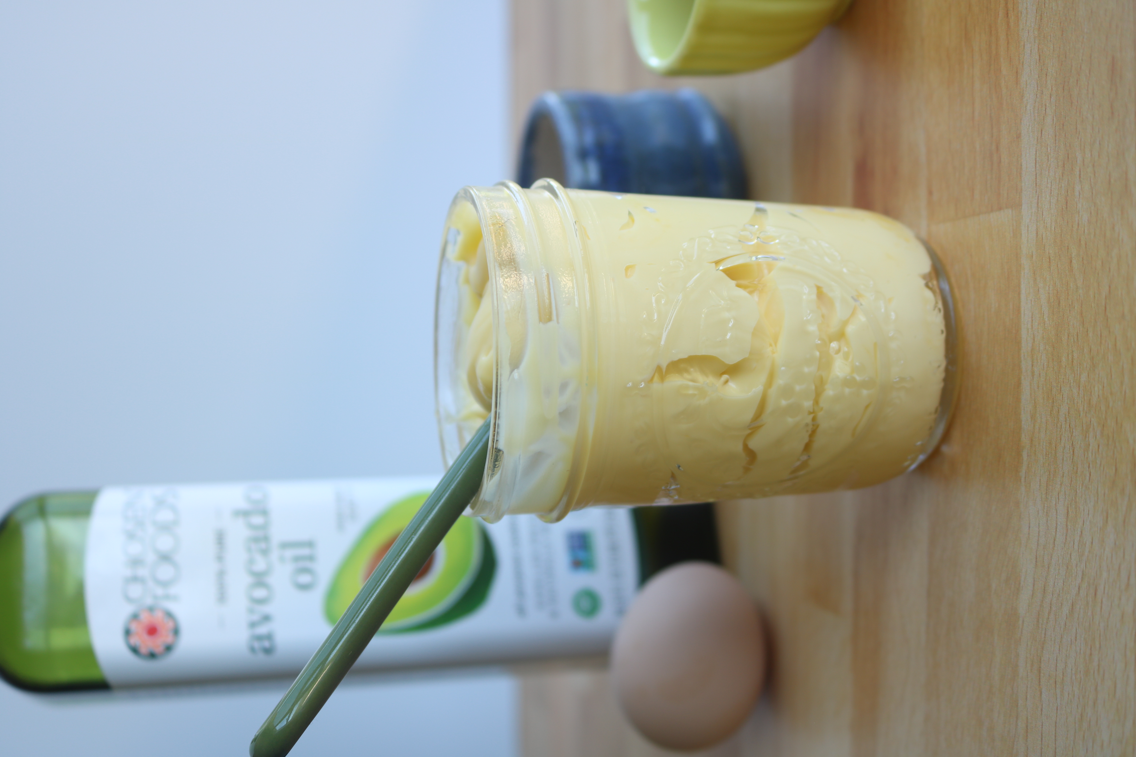 4-Ingredient Homemade Mayonnaise Recipe (For Beginners!)